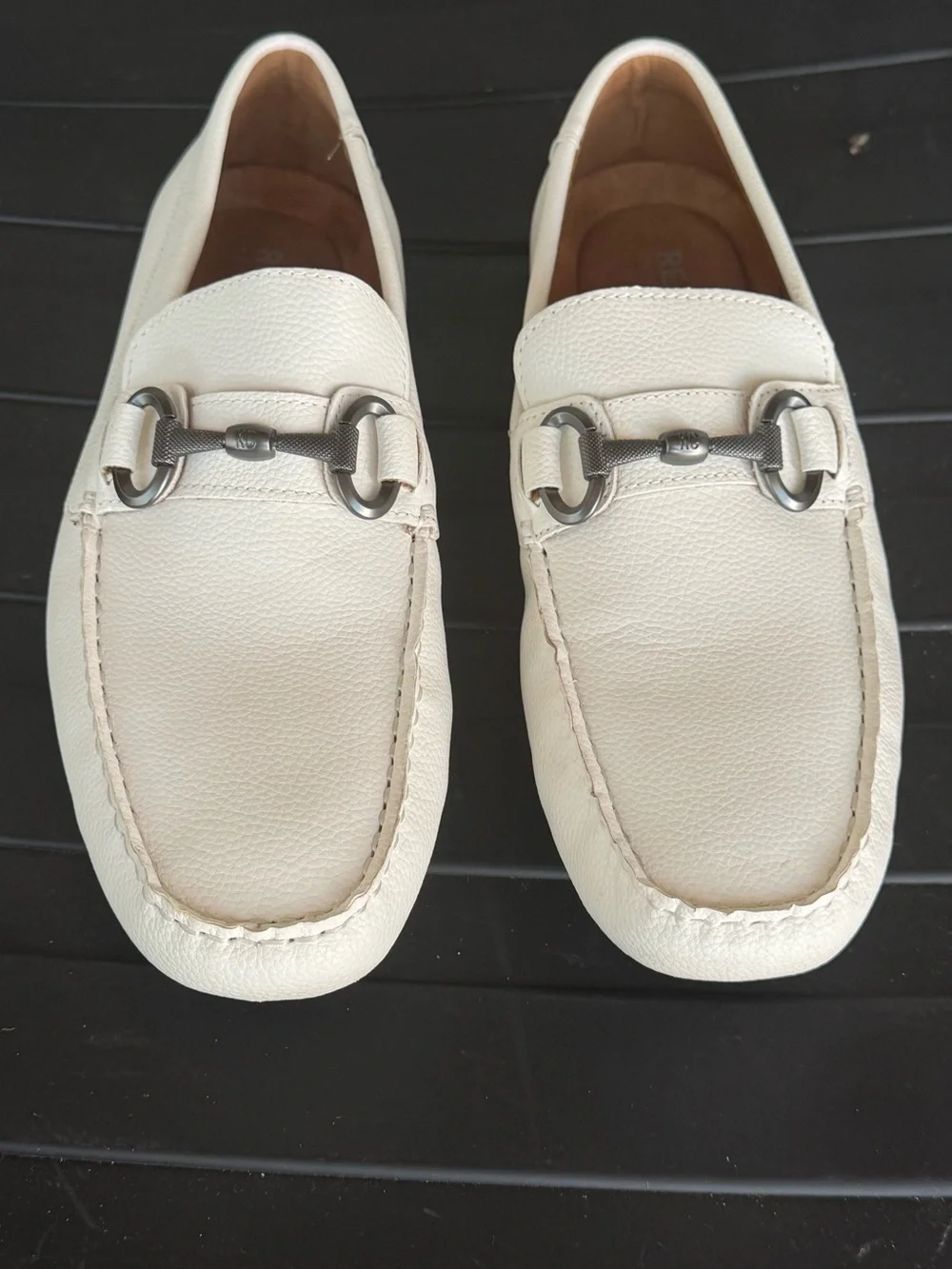 Kenneth Cole Cream Leather Bit Slip-On Loafers